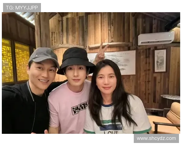 重庆街舞队的成长之路：从默默无闻到闪耀舞台的纪实故事